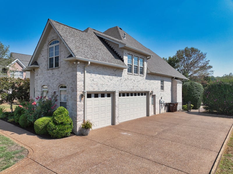 1040 Somerset Downs Blvd, Hendersonville, TN 37075