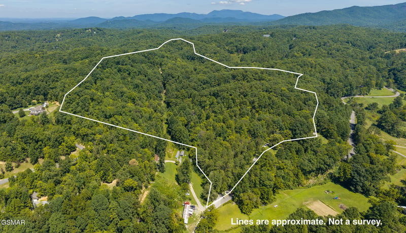 2239 Grassy Branch Rd, Sevierville, TN 37876
