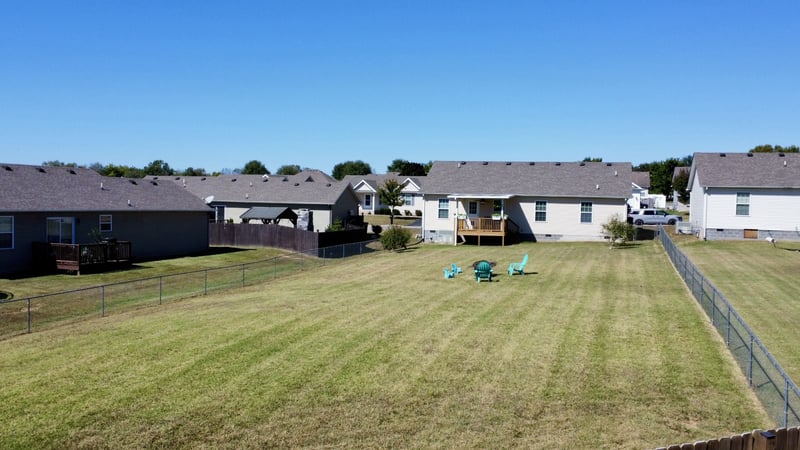 1980 Spears Ln, Columbia, TN 38401