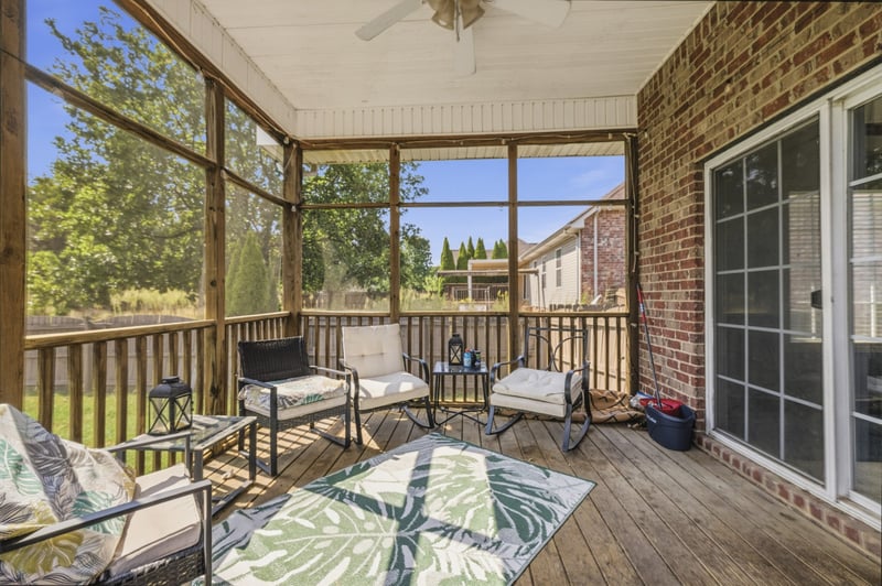 1295 Wentworth Dr, Gallatin, TN 37066