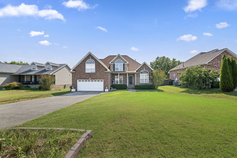 1295 Wentworth Dr, Gallatin, TN 37066