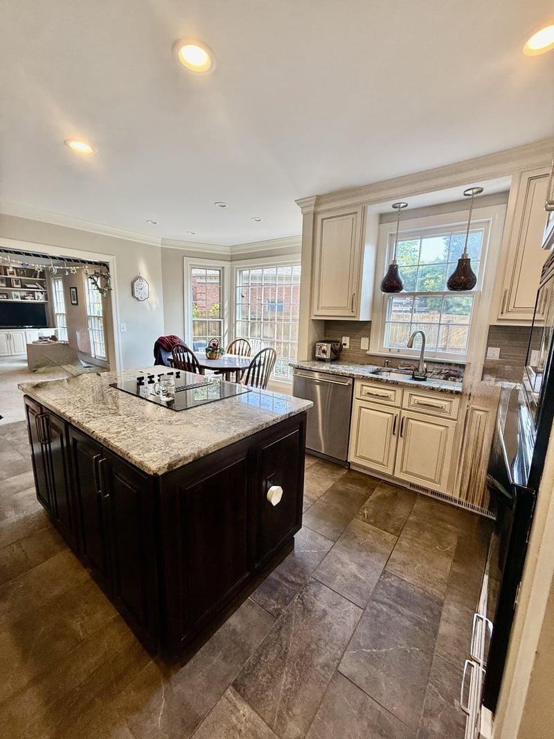 612 Dorshire Ln, Nashville, TN 37221