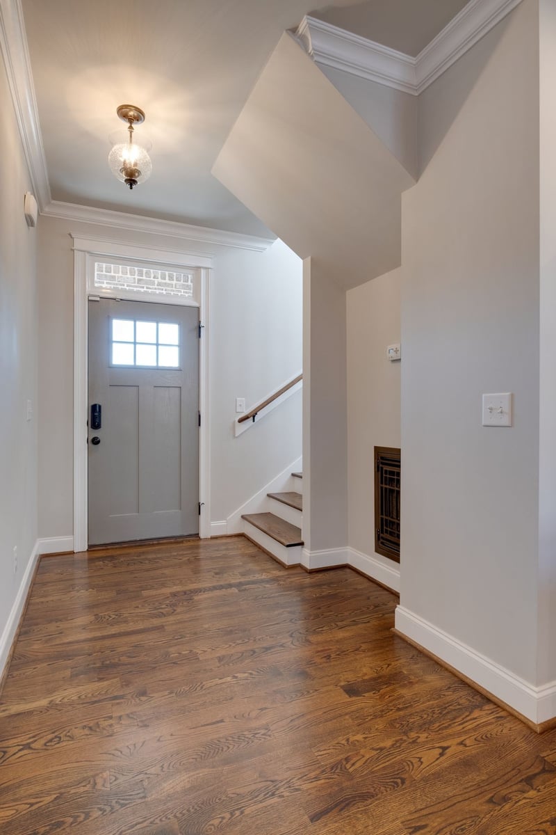 2738 Lakeland Dr, Nashville, TN 37214