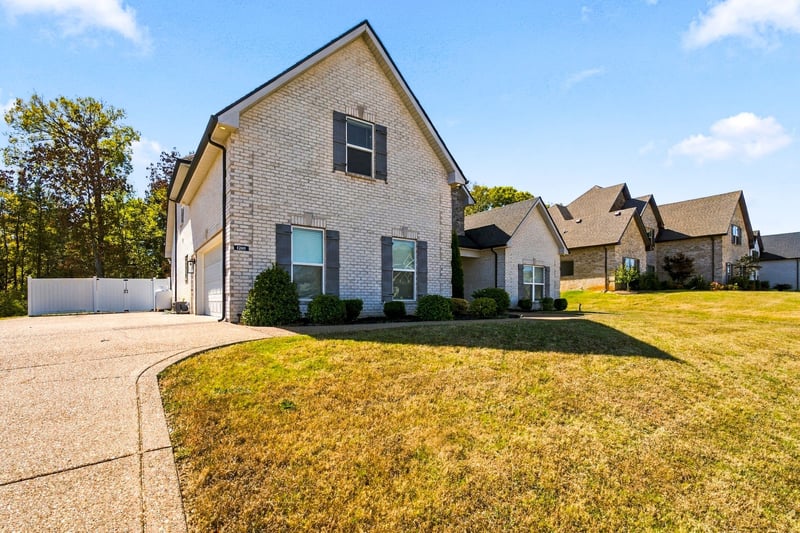 1209 Emmie Reece Dr, Smyrna, TN 37167