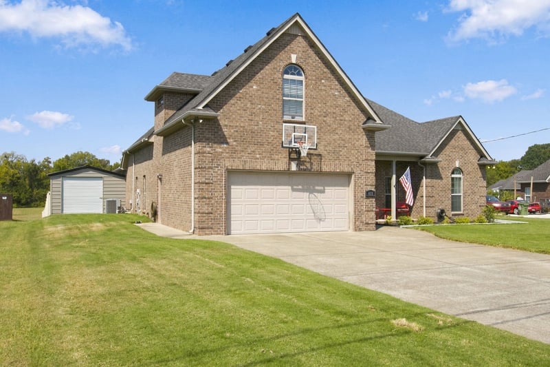 813 Stewart Valley Dr, Smyrna, TN 37167