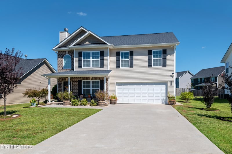 1526 Indigo Dr, Maryville, TN 37803