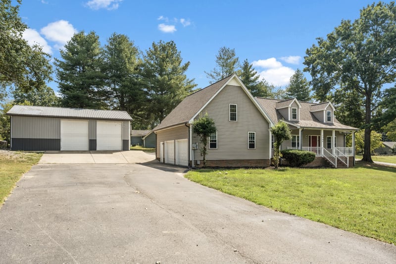 1166 S Wrights Ln, Gallatin, TN 37066