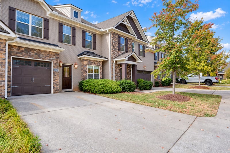 3220 Blue Sky Dr, Murfreesboro, TN 37130