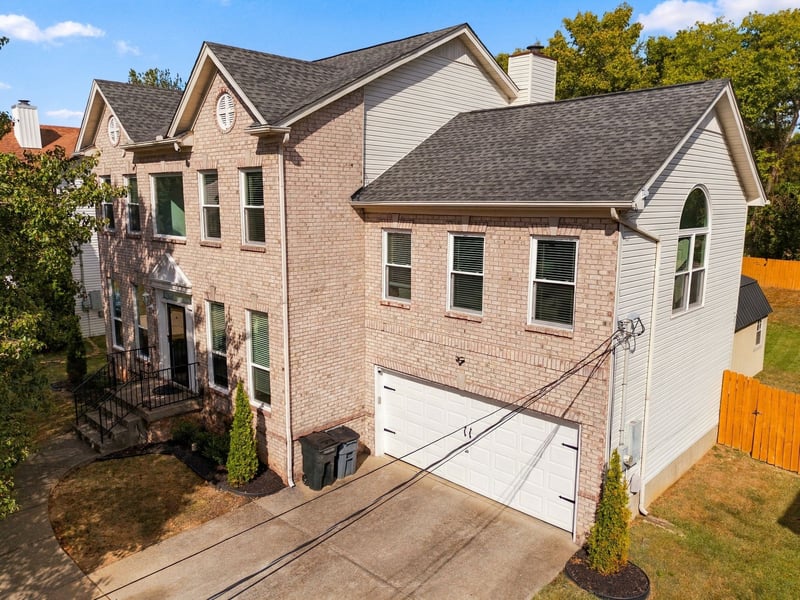 159 Waters Edge Ln, Hendersonville, TN 37075