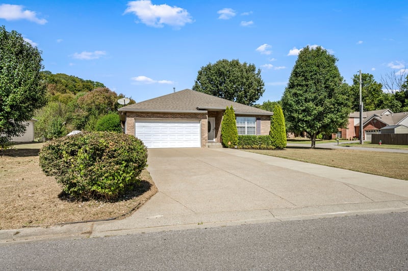 2163 Spring Hill Cir, Spring Hill, TN 37174