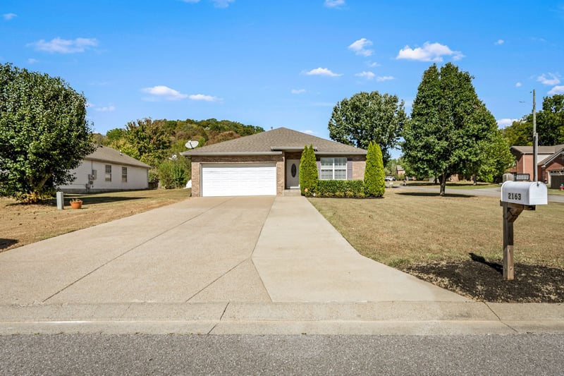 2163 Spring Hill Cir, Spring Hill, TN 37174