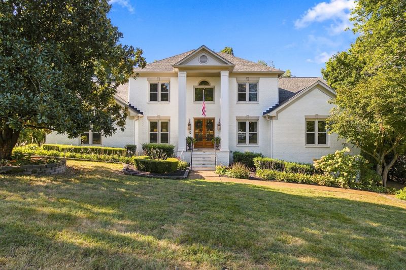 9325 Lake Shore Dr, Brentwood, TN 37027
