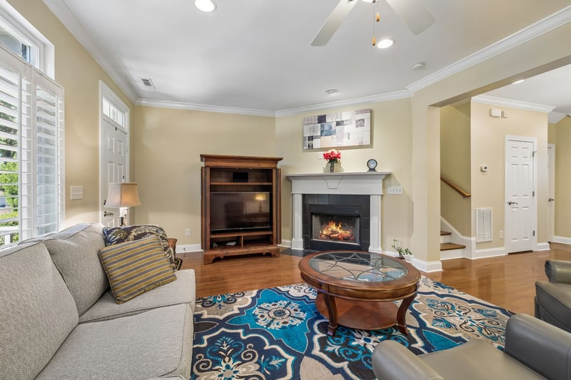1436 Burnside Dr, Franklin, TN 37067
