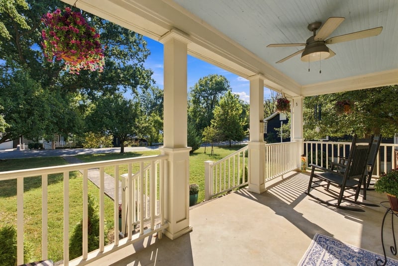 1004 Riverside Rd, Old Hickory, TN 37138