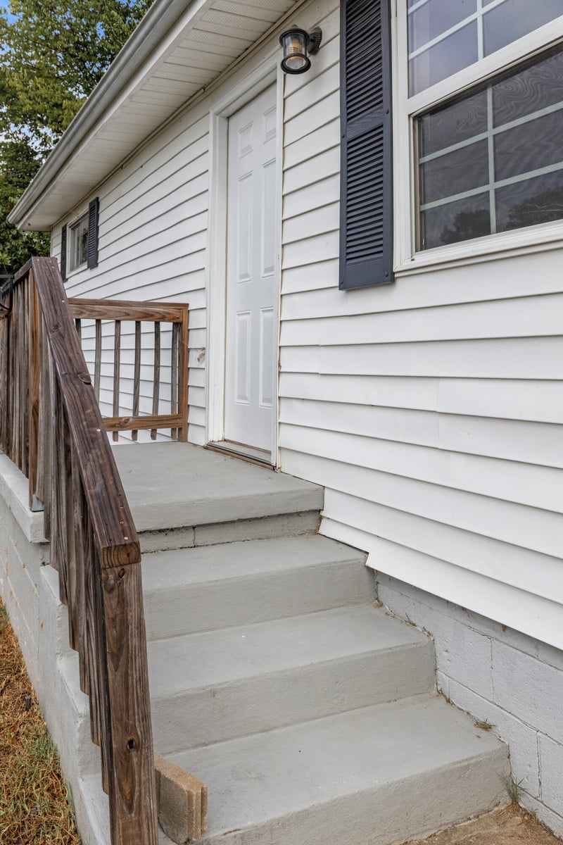 338 Mcafee Rd, Rossville, GA 30741