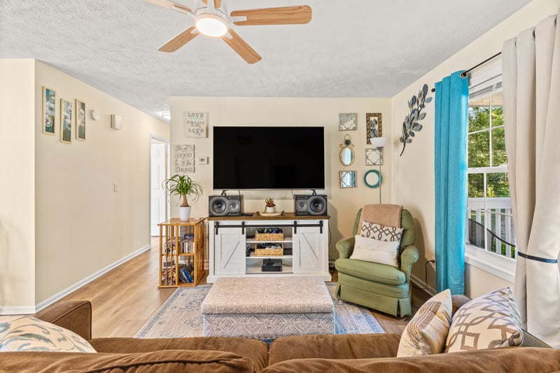 3141 Vanleer Hwy, Charlotte, TN 37036