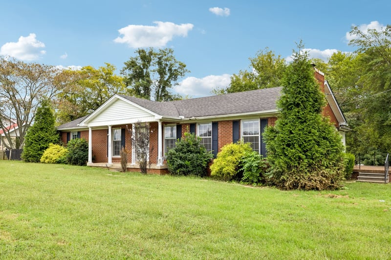 5988 Highway 31 W, Portland, TN 37148