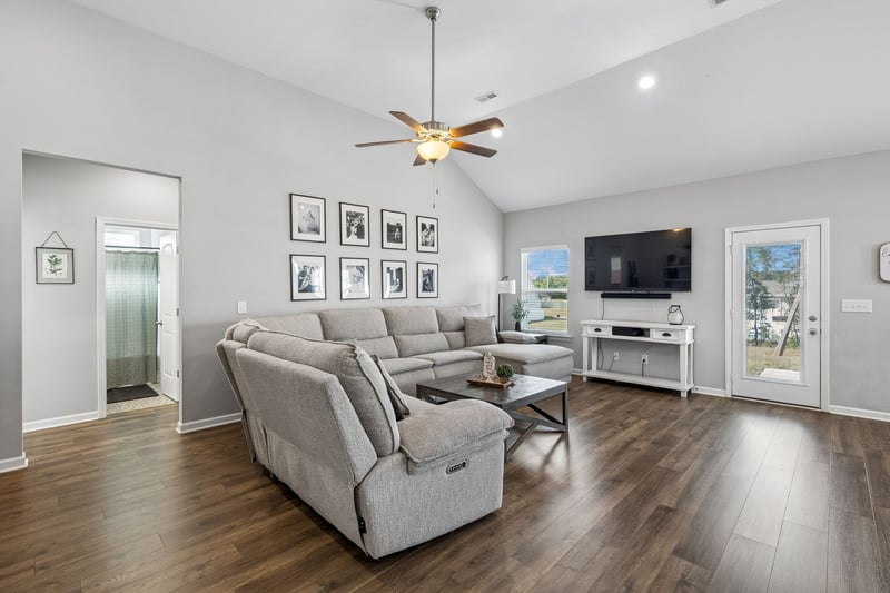 805 Niles Woods Way, Murfreesboro, TN 37129