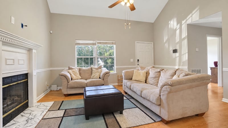 1403 Sycamore Dr, Murfreesboro, TN 37128