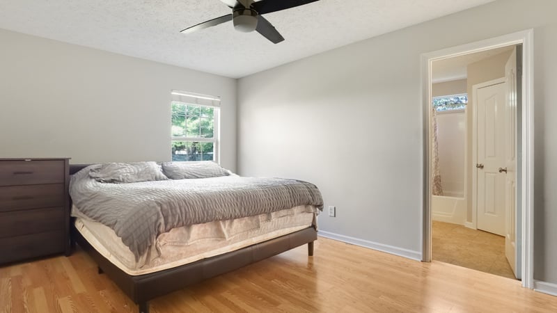 1403 Sycamore Dr, Murfreesboro, TN 37128