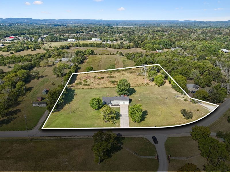 5848 Morgan Rd, Rockvale, TN 37153