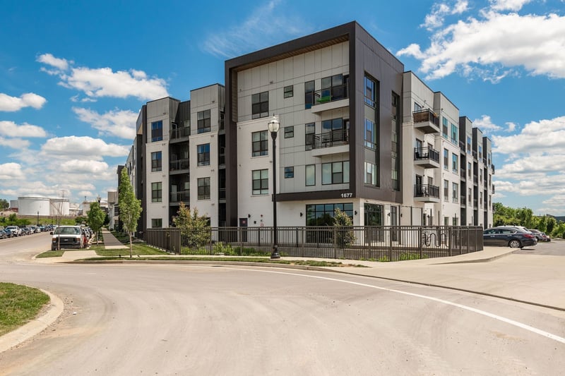 1677 54th Ave N #218, Nashville, TN 37209