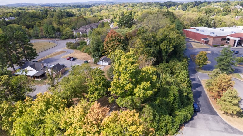 2409 Shumate Ln, Nashville, TN 37217