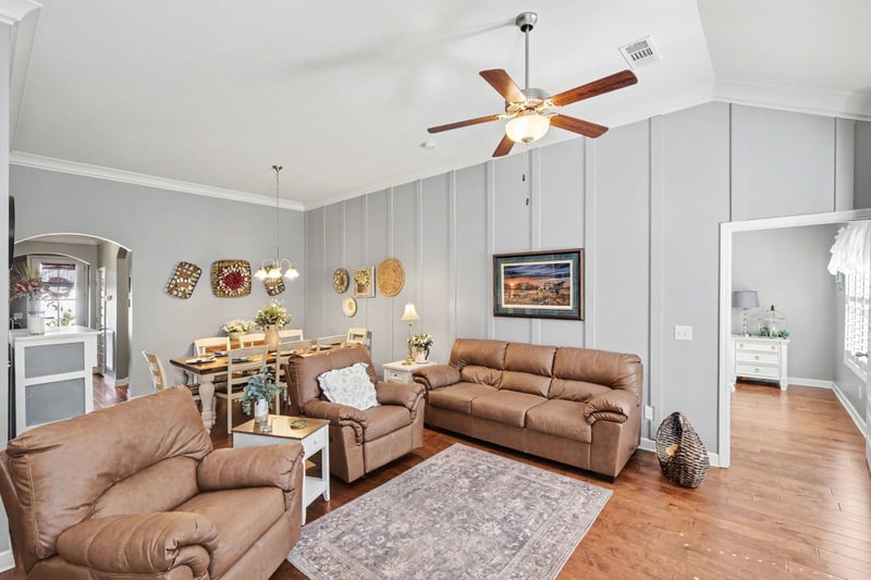 2700 Nottingham Dr, Columbia, TN 38401