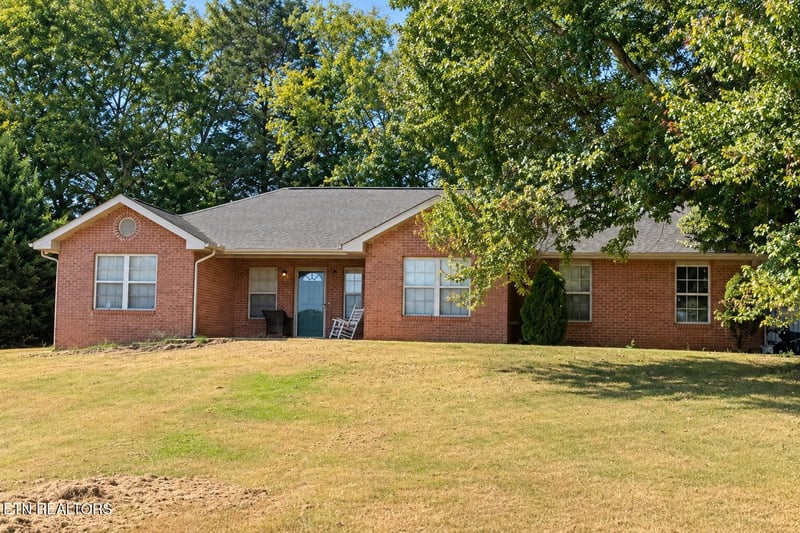 1449 Double D Dr, Sevierville, TN 37876