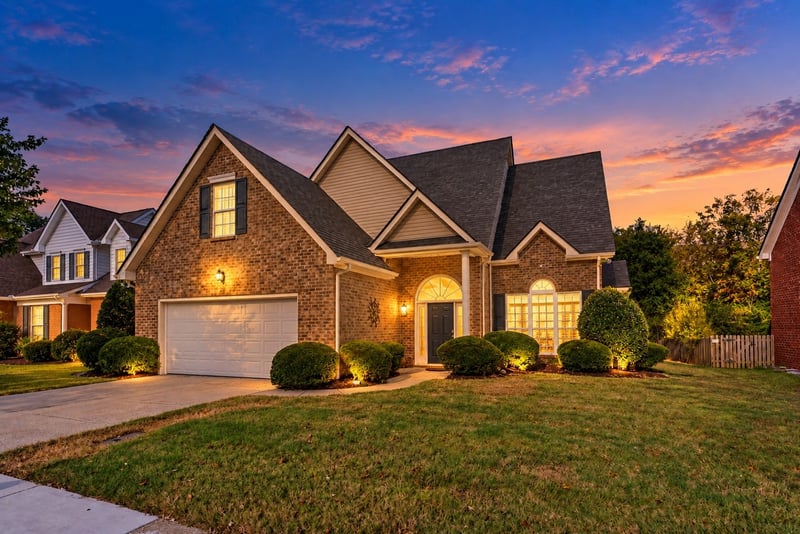 6936 Sunnywood Dr, Nashville, TN 37211