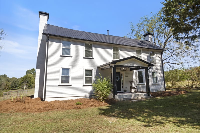 1030 Upper Creek Rd, Vanleer, TN 37181