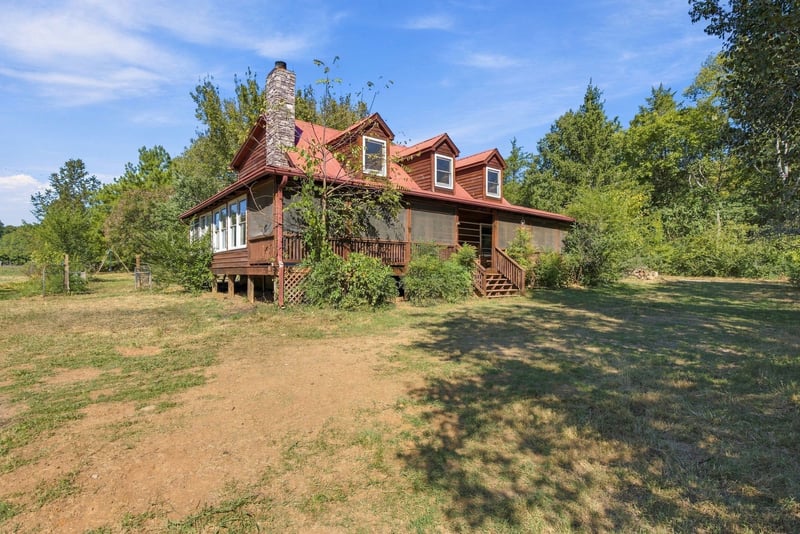 7034 Almaville Rd, Arrington, TN 37014