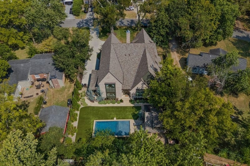 129 Haverford Dr, Nashville, TN 37205