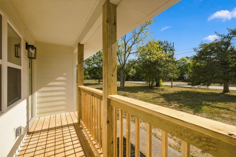 1127 Twin Oak Dr, Murfreesboro, TN 37130