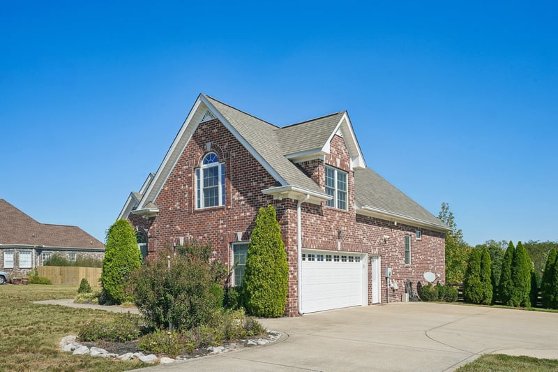 111 Spencer Spgs, Gallatin, TN 37066