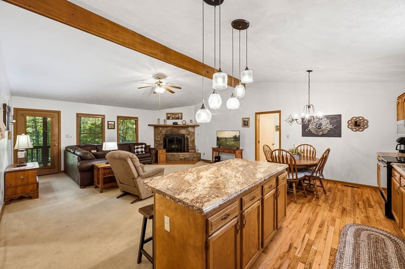 3965 Ole Smoky Way, Sevierville, TN 37862