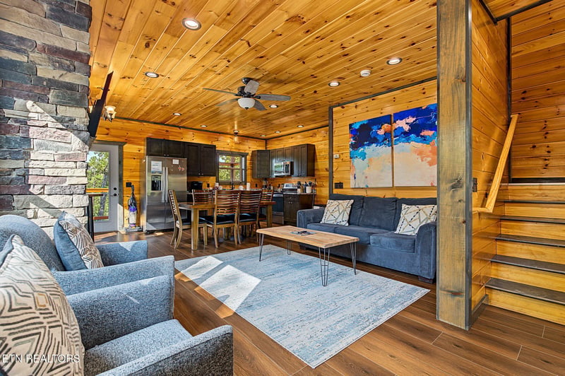 1864 Blue Tick Way, Sevierville, TN 37876