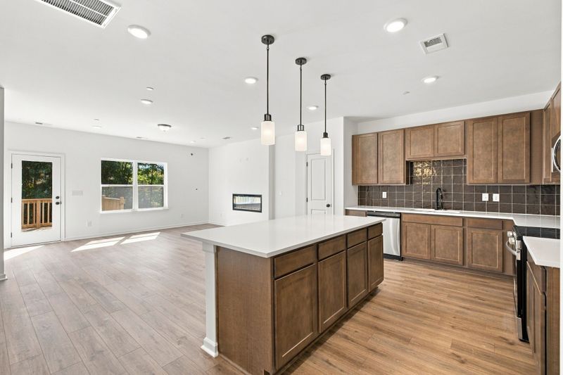 409 Kingsbury Dr, Gallatin, TN 37066