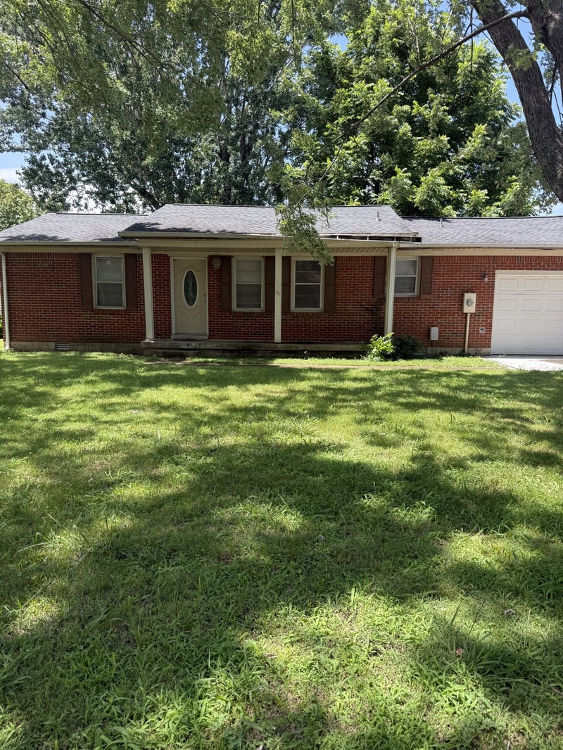 104 Blythe Cir, Columbia, TN 38401