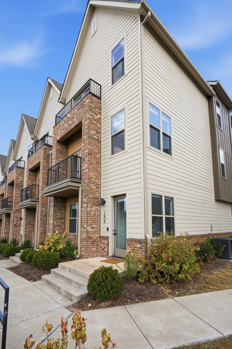 7341 Charlotte Pike #105, Nashville, TN 37209