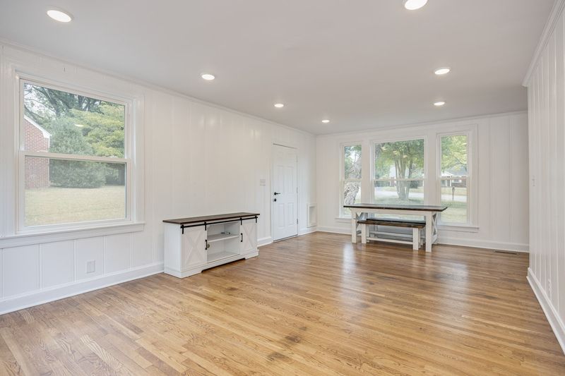 230 Fairway Dr, Nashville, TN 37214