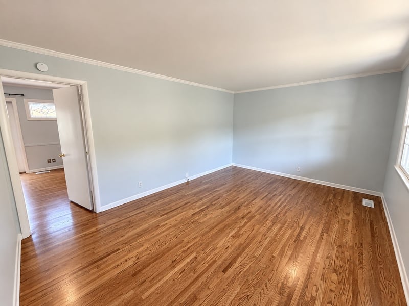 6468 Thunderbird Dr, Nashville, TN 37209