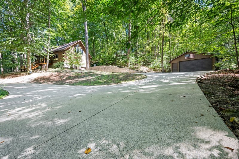 600 Hogans Branch Rd, Hendersonville, TN 37075