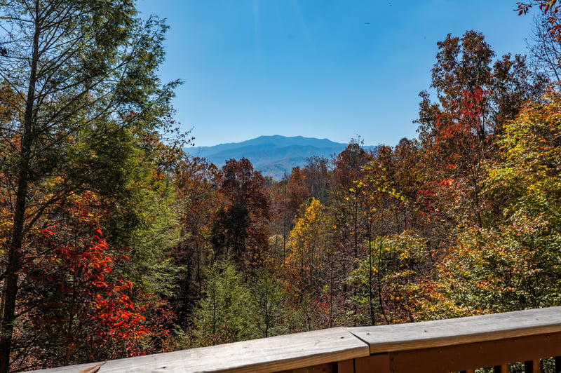 2750 Hawks View Trl, Sevierville, TN 37876