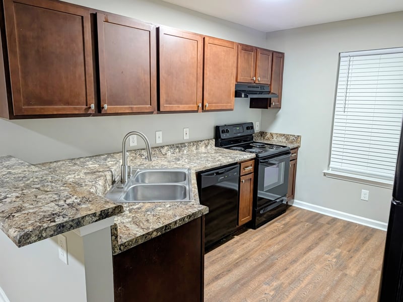 1561 Center Pointe Dr, Murfreesboro, TN 37130