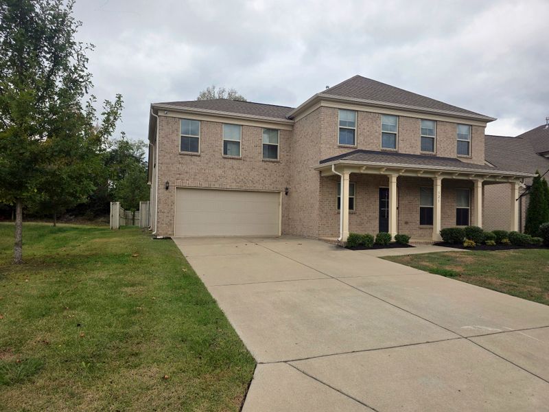 321 Union Pier Dr, Mount Juliet, TN 37122