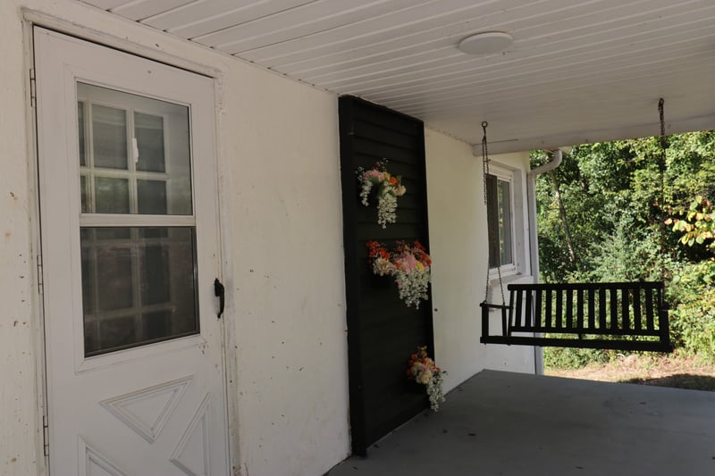 8294 Lawrenceburg Hwy, Mount Pleasant, TN 38474