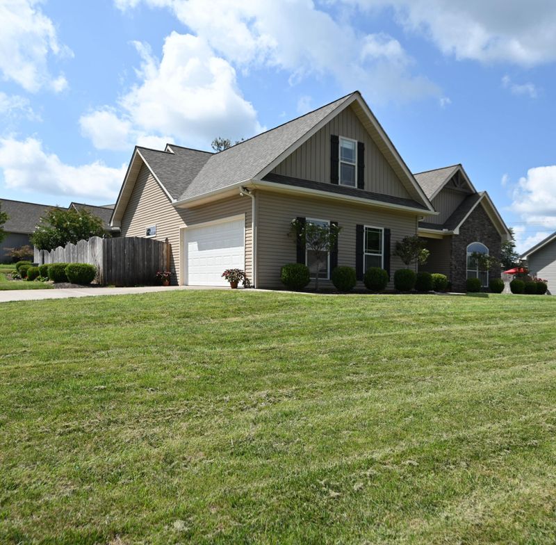 13101 Clear Ridge Rd, Knoxville, TN 37922