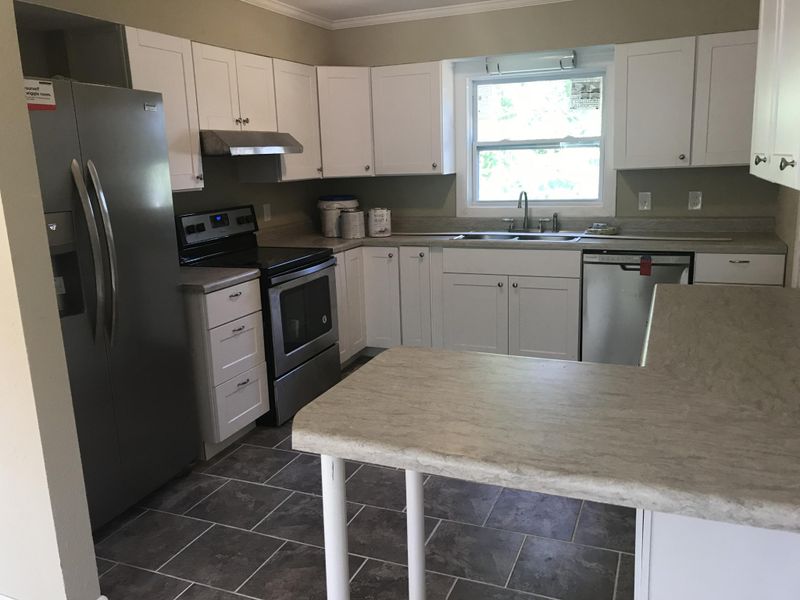 1912 Mcclain Dr, Knoxville, TN 37912