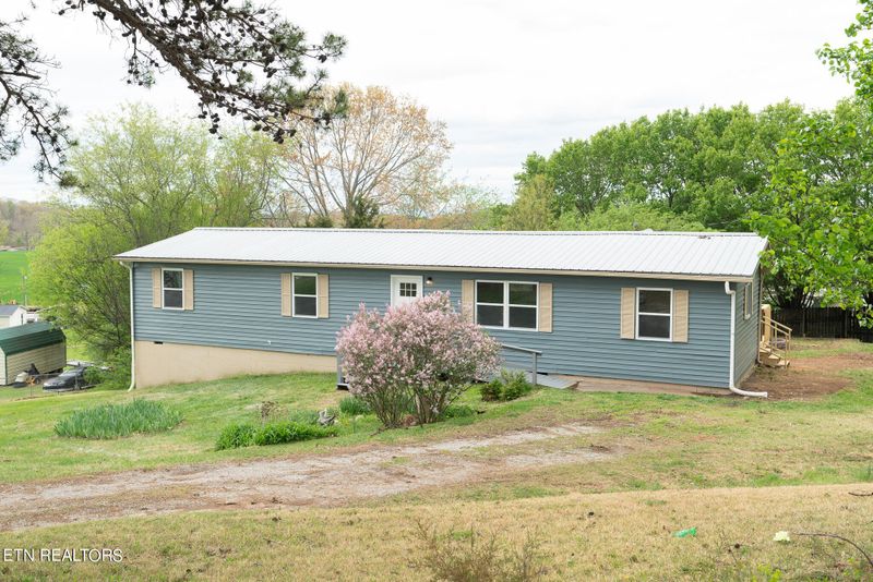 461 Cemetery Rd, Loudon, TN 37774